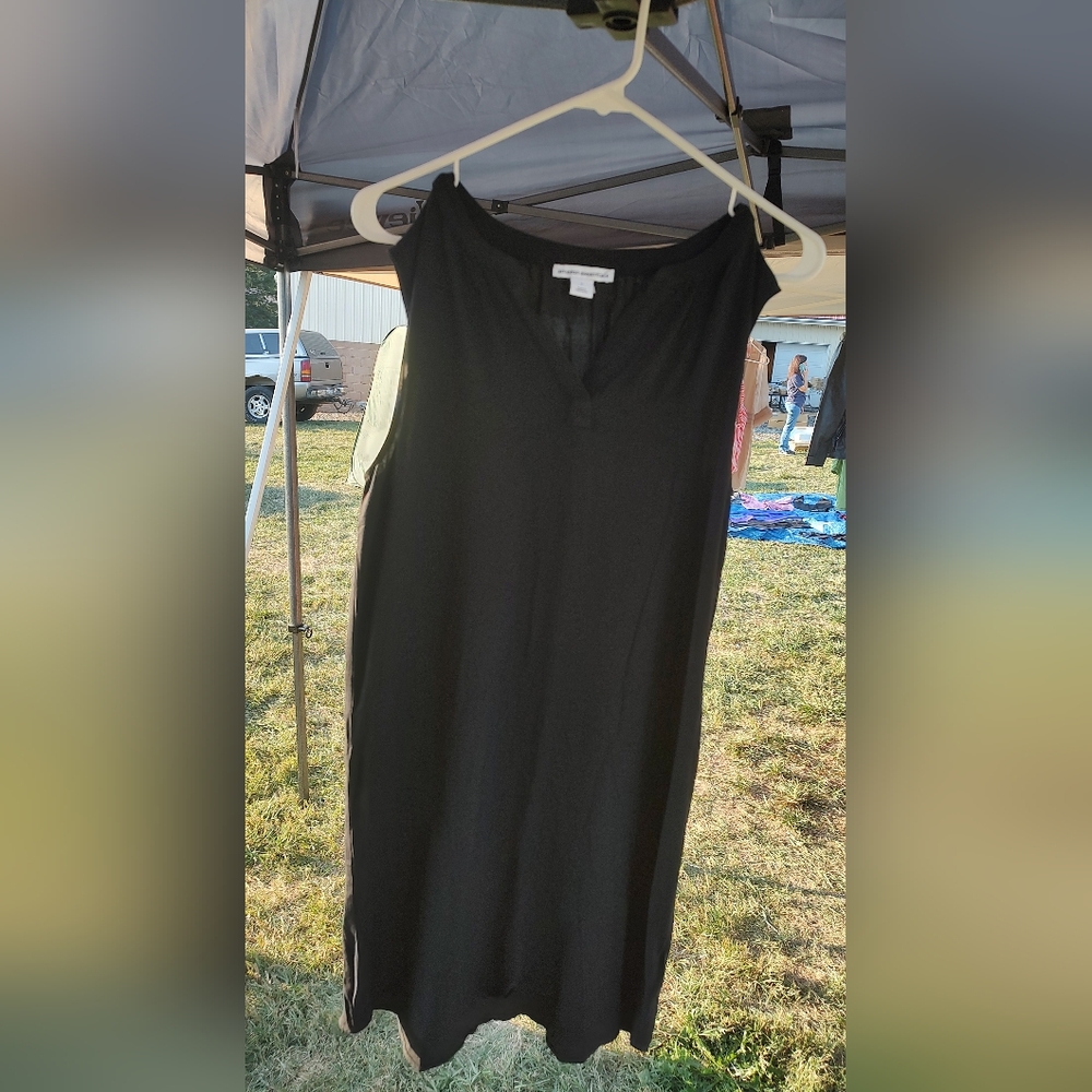 Sleeveless Black Dress